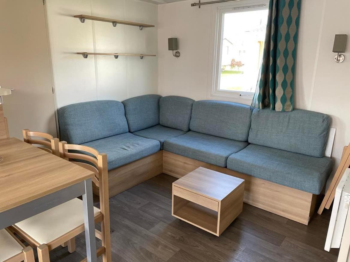 Mobil Home Tout Confort 6 Personnes Avec Wifi Onzain Kültér fotó